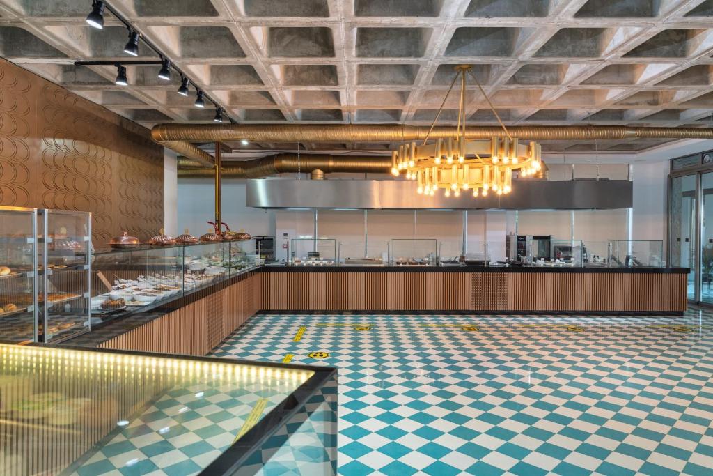 هتل هیلستون بدروم